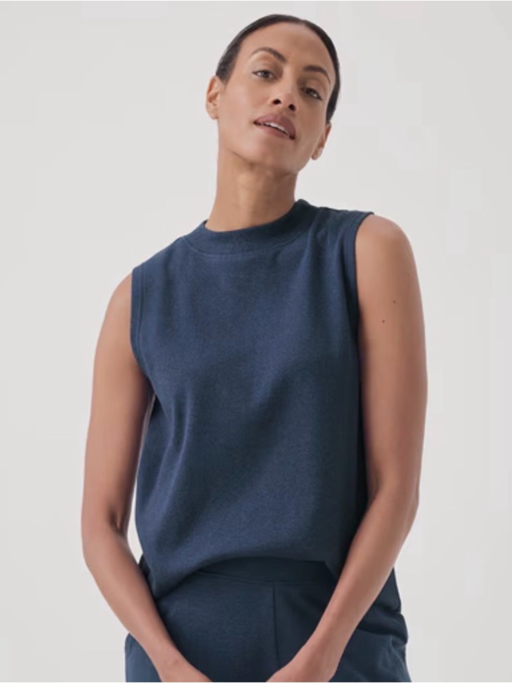 PACT Women's Airplane Mock Neck Shell Medium French Navy Heather